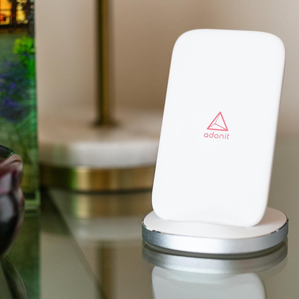 Adonit Wireless Charging Stand (EU) - White